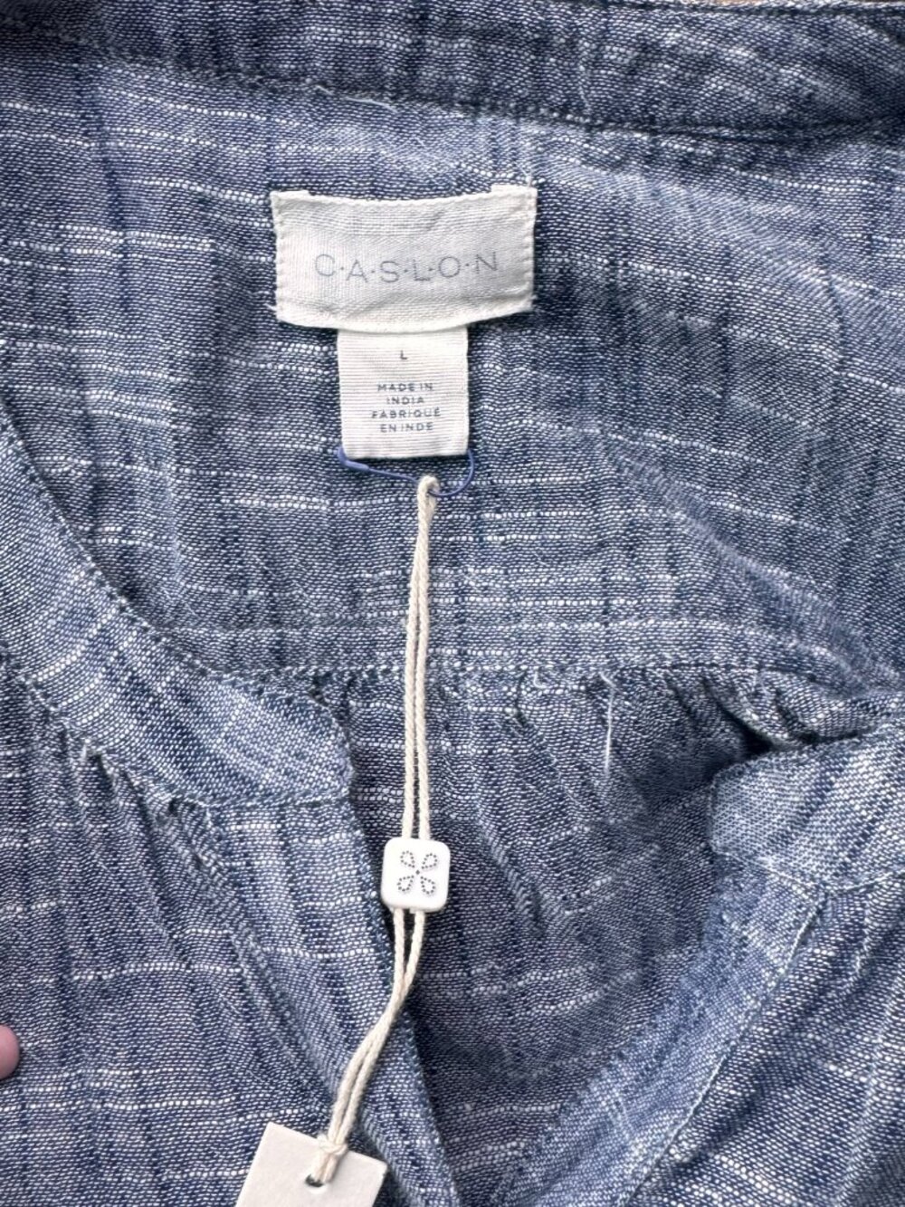 NWT CASLON Nordstrom chambray popover top shirt fringe hem Size Large Coastal - Picture 2 of 9
